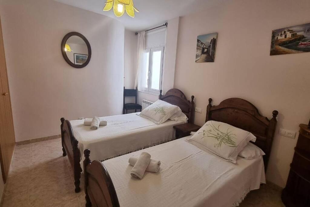 Piso En El Centro Con Vistas Al Mar Y Balcon Apartamento Rosas